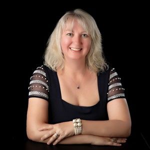 Meet your Posher, Pam